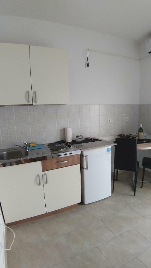 Guesthouse Villa Jurisic نوفاليا المظهر الخارجي الصورة