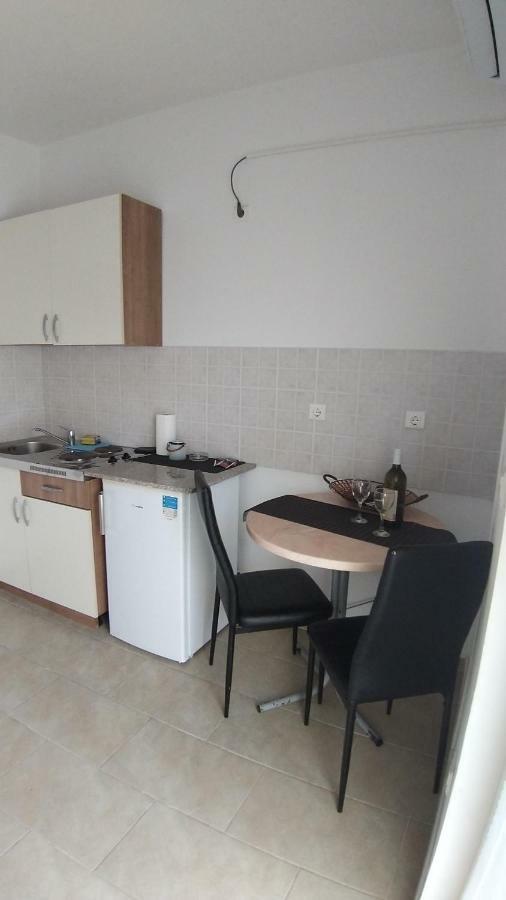 Guesthouse Villa Jurisic نوفاليا المظهر الخارجي الصورة